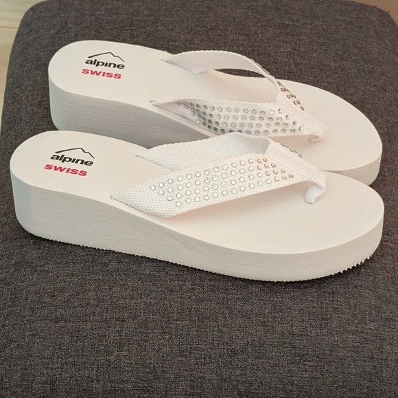 Alpine Swiss Shoes - Alpine Swiss Women's New White Platform Sandals..9